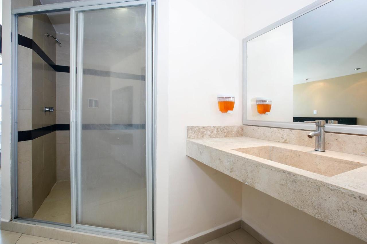 Hotel Euro Confort,Pachuca Екстер'єр фото