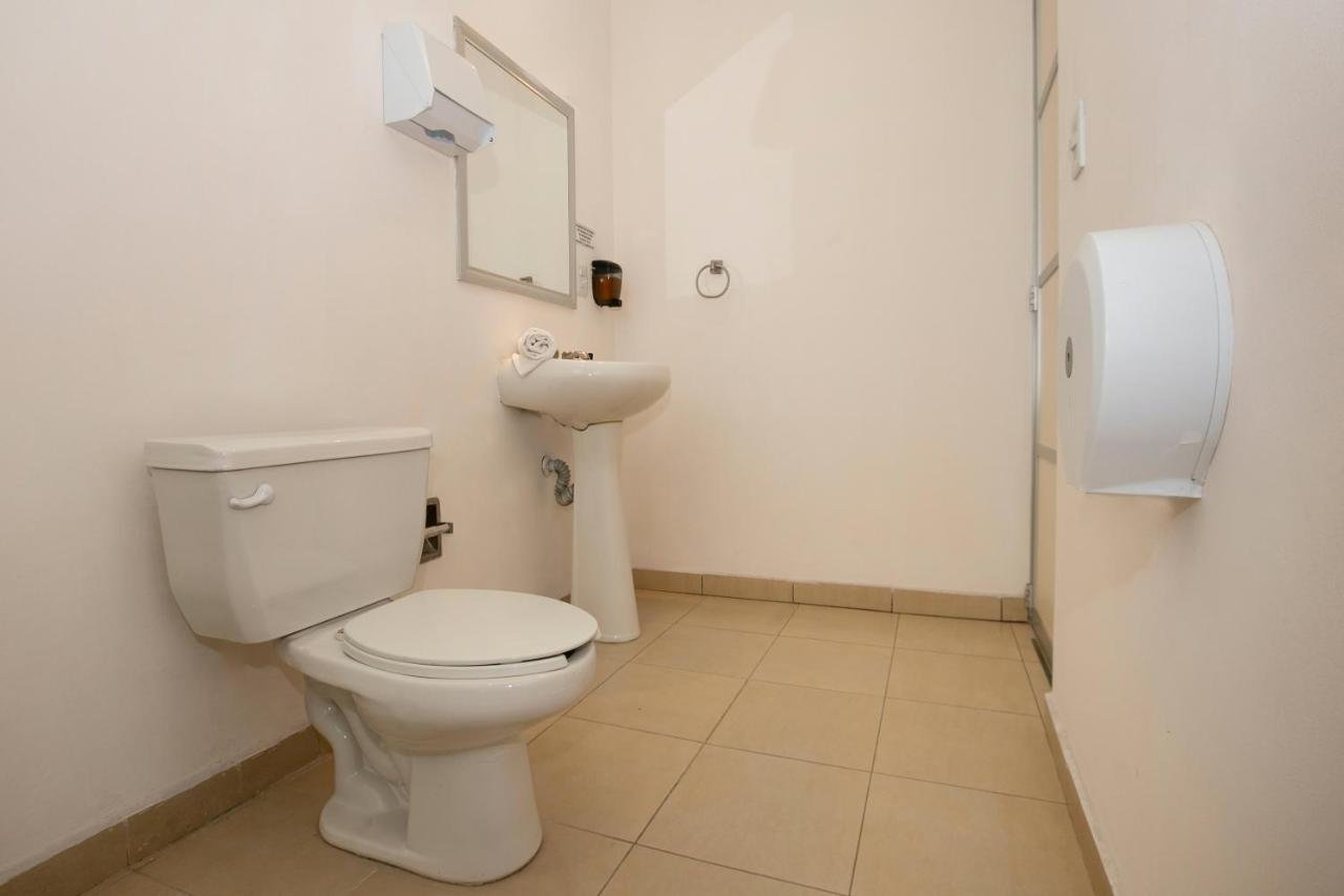Hotel Euro Confort,Pachuca Екстер'єр фото